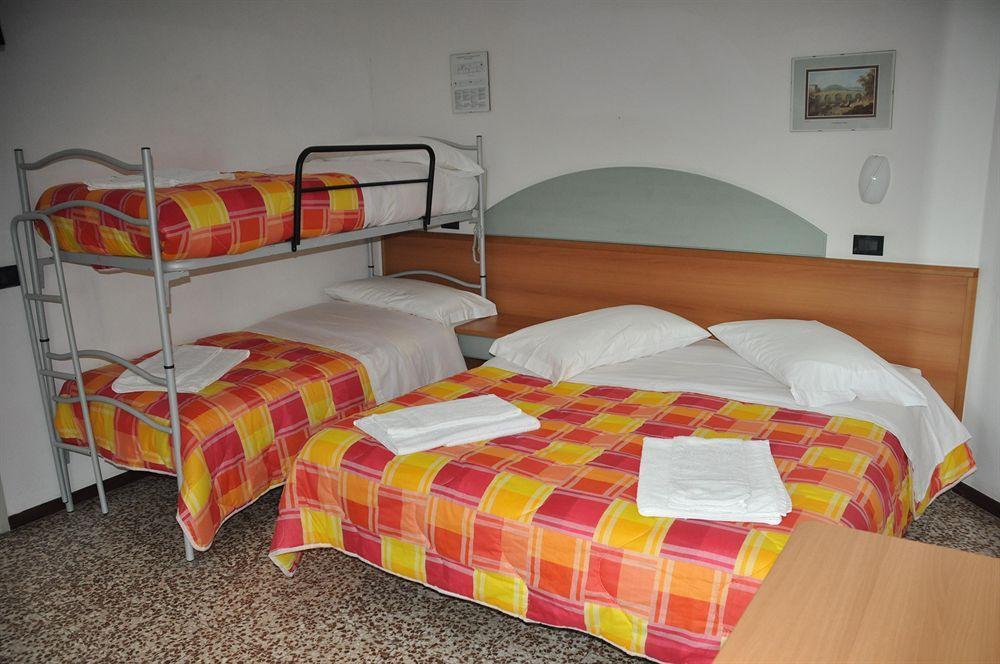 Hotel Orchidea 체제나티코 외부 사진