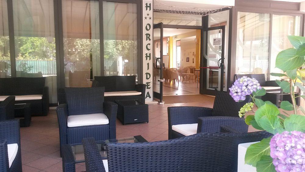 Hotel Orchidea 체제나티코 외부 사진